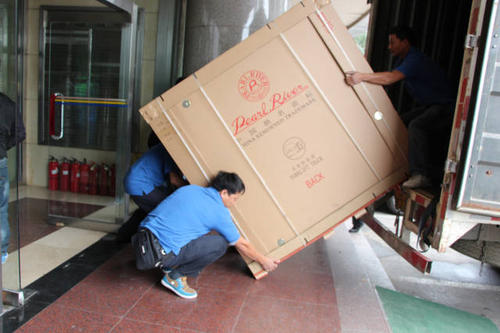 屯溪钢琴贵重工艺品无忧运